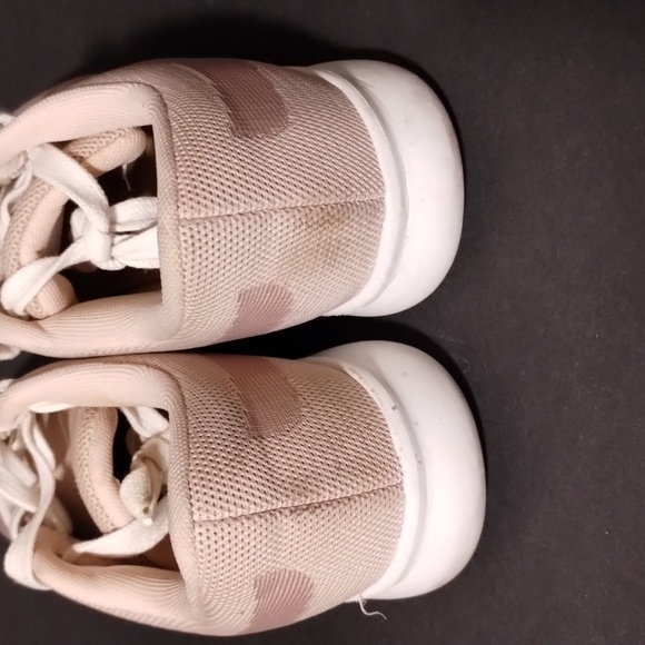 JustFab Weekend Chill Shoes blush pink Sz 8 Excellent condition - Picture 7 of 11